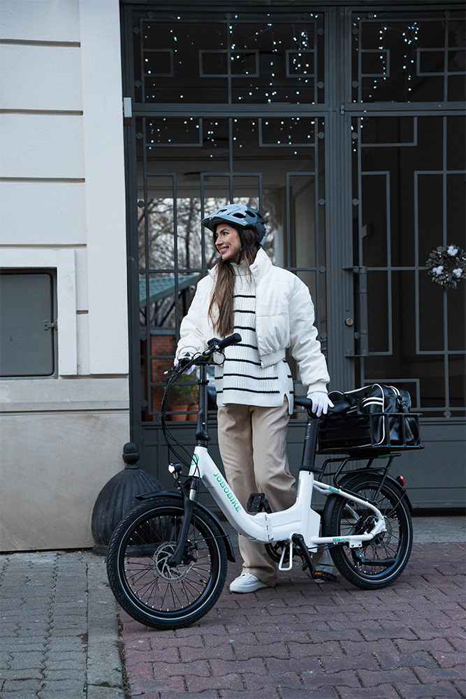 Folding Lightweight E-Bikes: Compact Design for Modern Urban Living