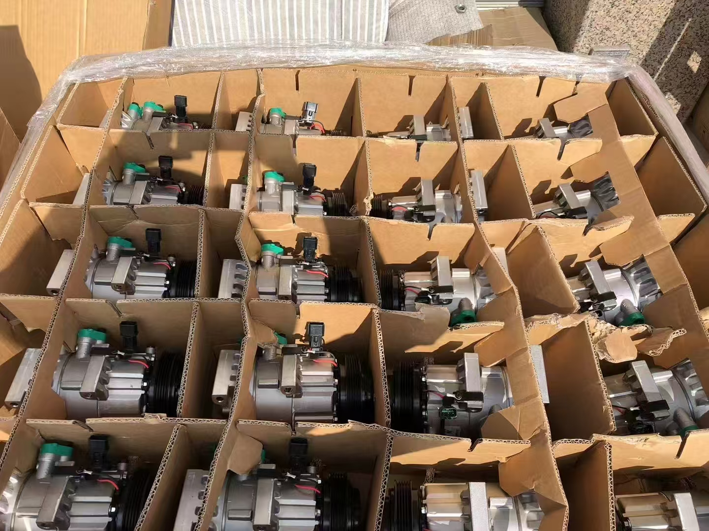 Kasen Auto AC Compressor unit for car air conditioning systems