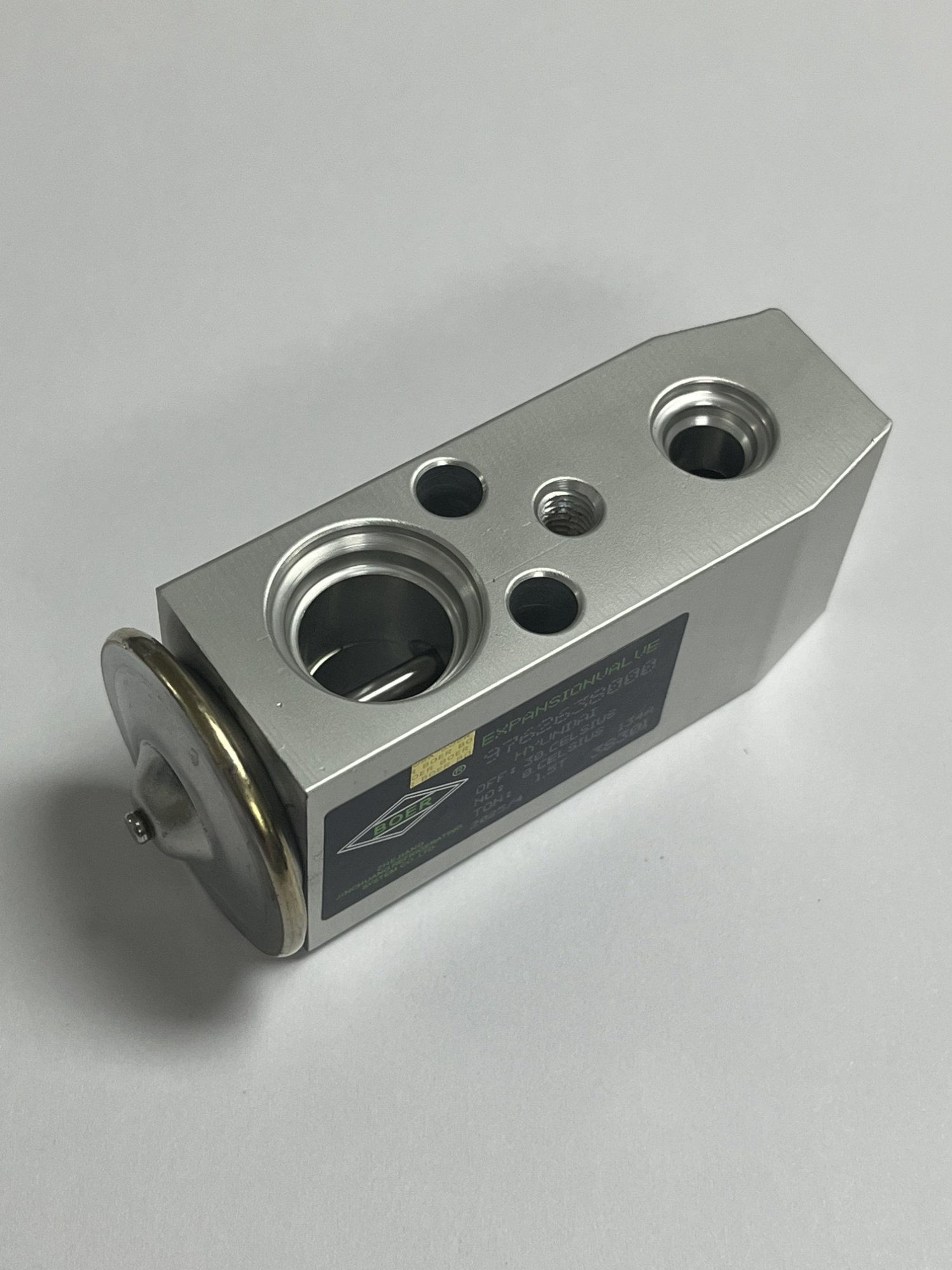 Automotive AC Expansion Valve: Essential Part for Efficient Cooling Systems
