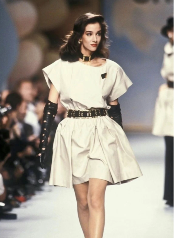1988 CHANEL4.png