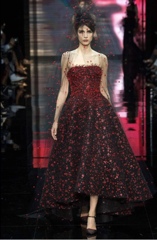 Armani Privé Fall 2014 Haute Couture24.webp