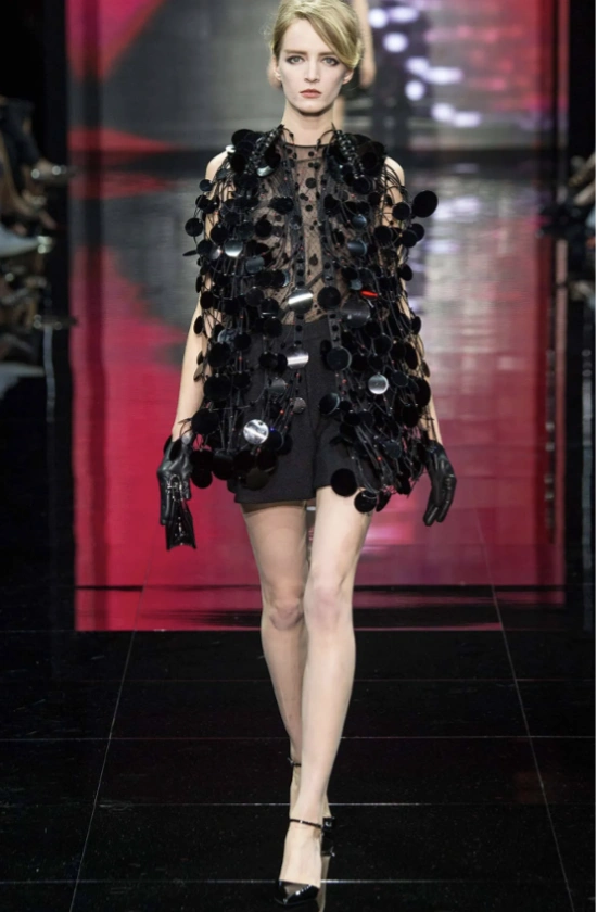 Armani Privé Fall 2014 Haute Couture6.webp