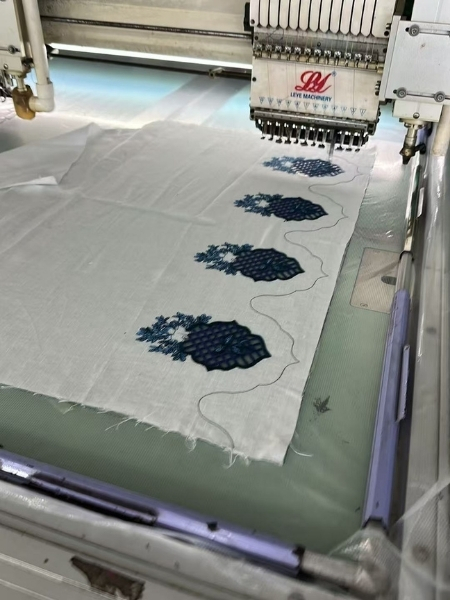 multi-color-position-embroidery-linen-base.jpg