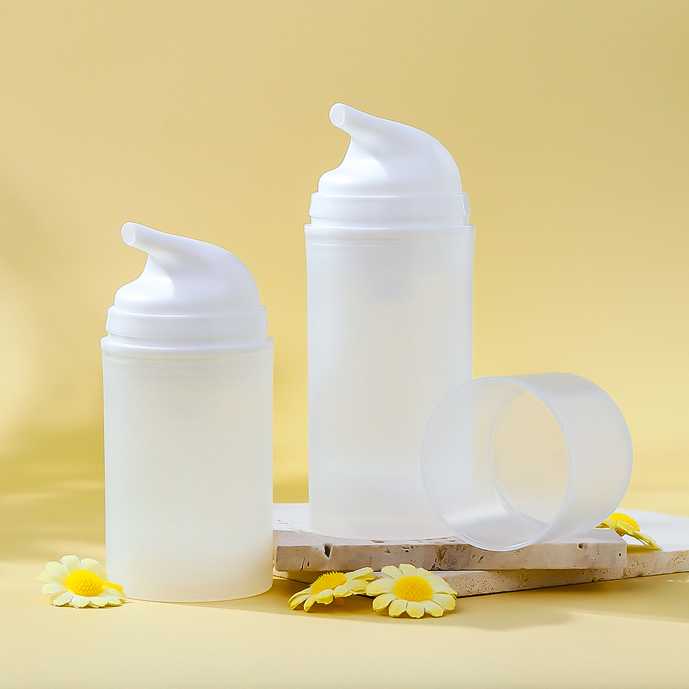 Airless Bottles vs. Traditional Pump Bottles: The Premium Skincare Sourcing Showdown