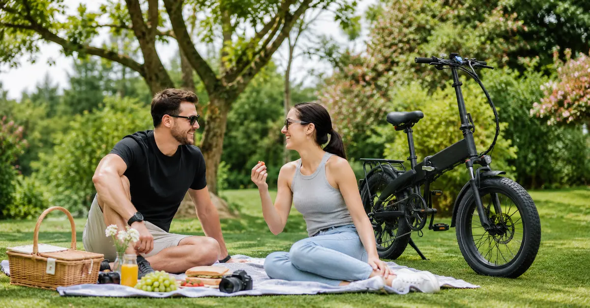 JOBOBIKE e-bike picnic lifestyle scene