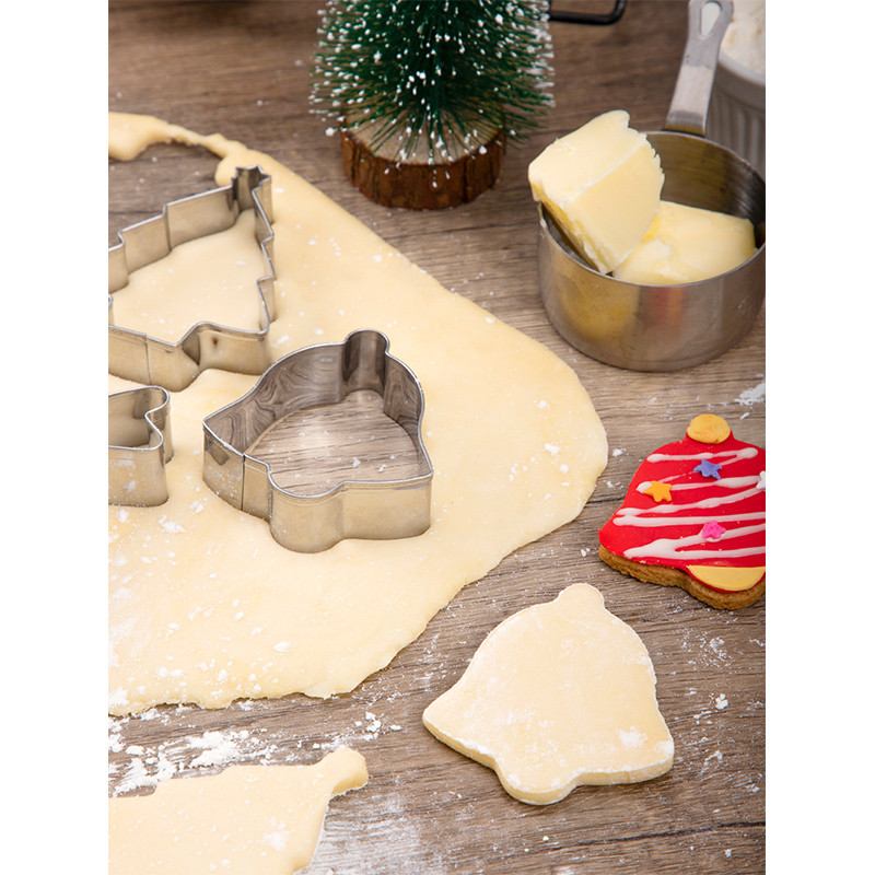 Christmas Stainless Steel Cookie Cutter Mold.jpg